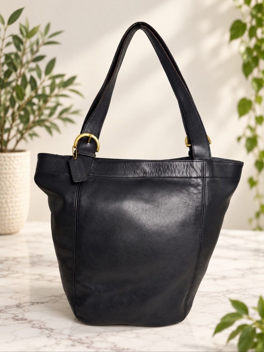 Coach Soho Bag Vintage XL Black Glove-Tanned Leather Tote USA 1996